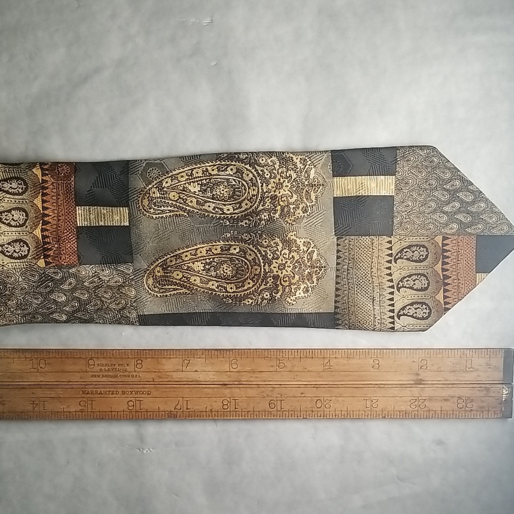 Boulevard Club Patterned Tie 100% Silk
